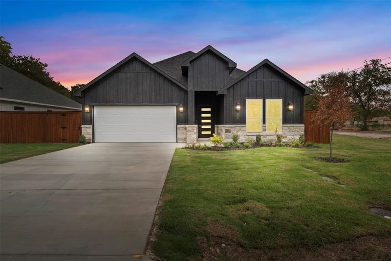 736 Old London Lane, Mesquite TX 75149 - Photo 2