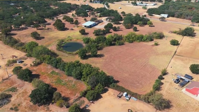 621 Robin Lane, Argyle TX 76226 - Photo 6