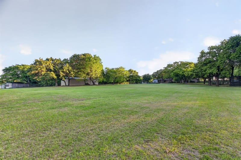9920 County Road 603, Burleson TX 76028 - Photo 39