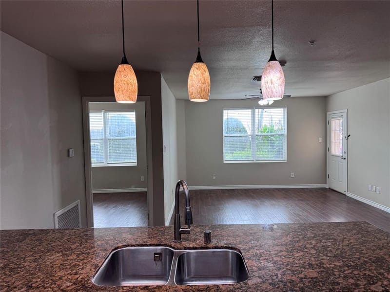 1100 W Trinity Mills Road # 1015, Carrollton TX 75006 - Photo 8