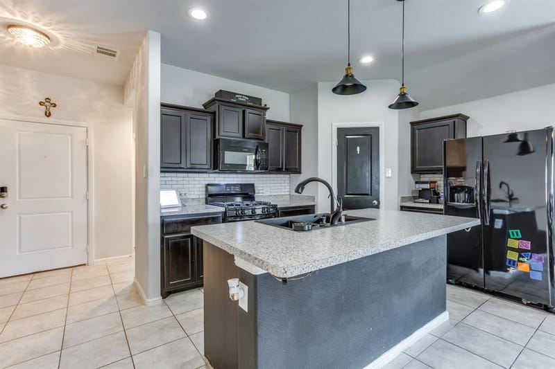 10345 Fort Crockett Trail, Crowley TX 76036 - Photo 9