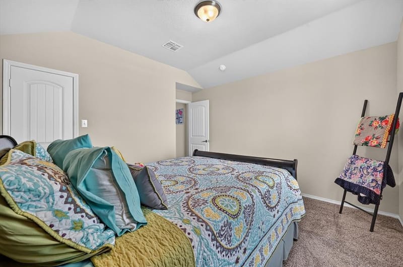 1332 Foxglove Lane, Burleson TX 76028 - Photo 17