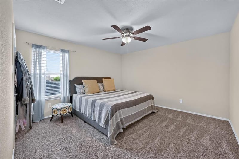 1332 Foxglove Lane, Burleson TX 76028 - Photo 16