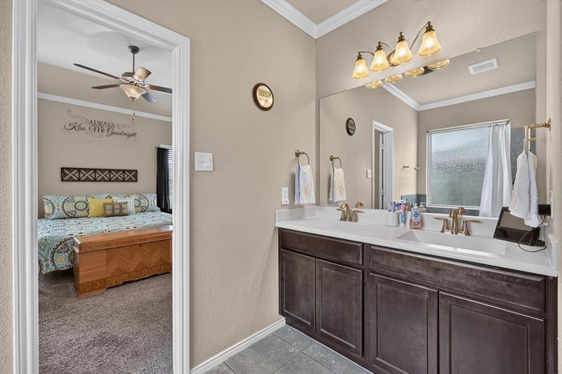1332 Foxglove Lane, Burleson TX 76028 - Photo 12