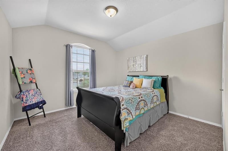 1332 Foxglove Lane, Burleson TX 76028 - Photo 9