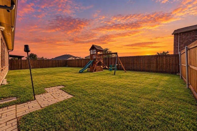 1332 Foxglove Lane, Burleson TX 76028 - Photo 24