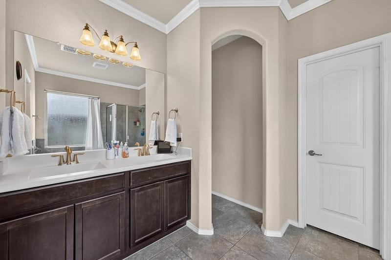 1332 Foxglove Lane, Burleson TX 76028 - Photo 14