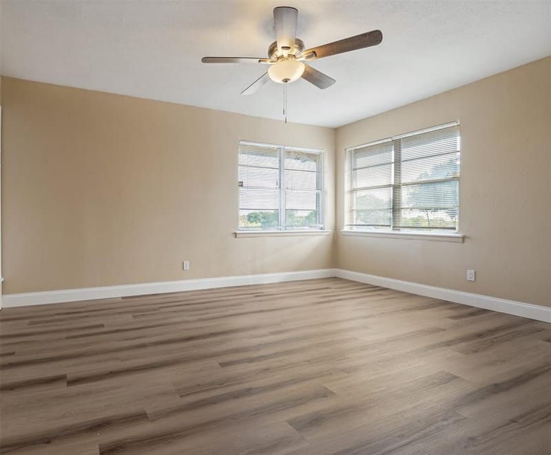 325 Crescent Drive, Grand Prairie TX 75050 - Photo 12