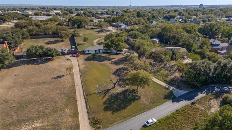 325 Crescent Drive, Grand Prairie TX 75050 - Photo 22