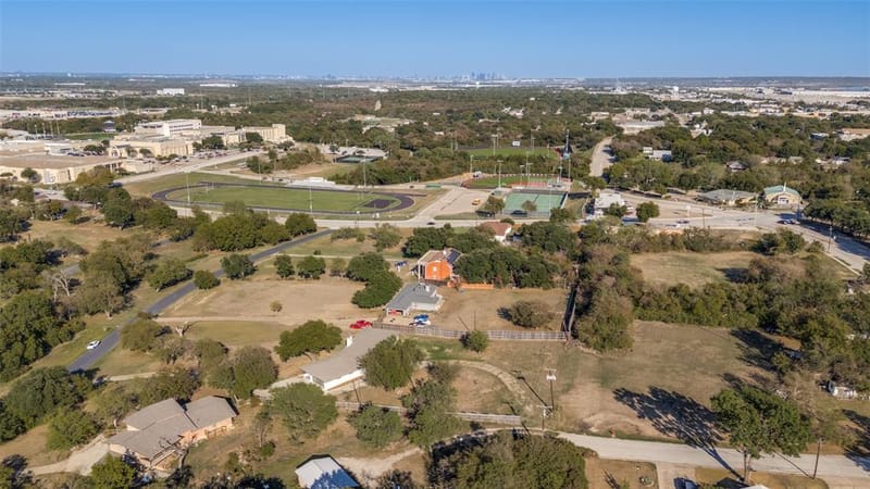 325 Crescent Drive, Grand Prairie TX 75050 - Photo 24