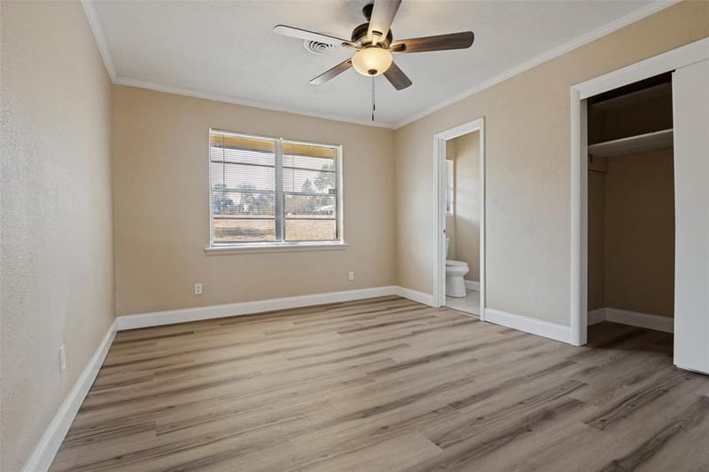325 Crescent Drive, Grand Prairie TX 75050 - Photo 15