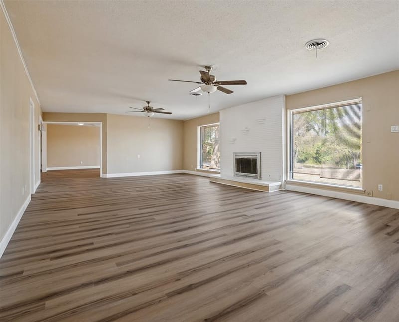 325 Crescent Drive, Grand Prairie TX 75050 - Photo 19