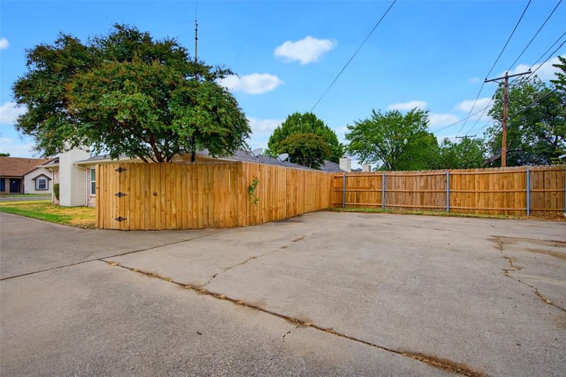 2329 Lido Lane, Arlington TX 76015 - Photo 12
