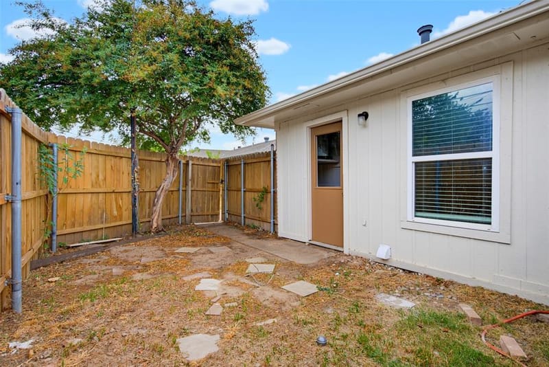 2329 Lido Lane, Arlington TX 76015 - Photo 11
