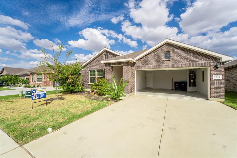 9452 Firedog Drive, Fort Worth TX 76131 - Photo 2