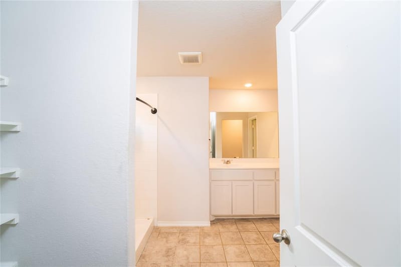 9452 Firedog Drive, Fort Worth TX 76131 - Photo 13