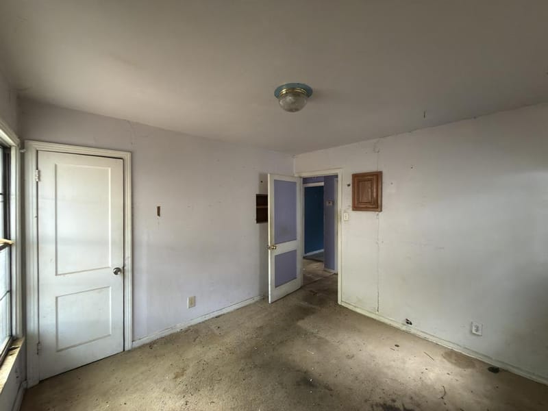 8367 Transit Street, Dallas TX 75217 - Photo 10