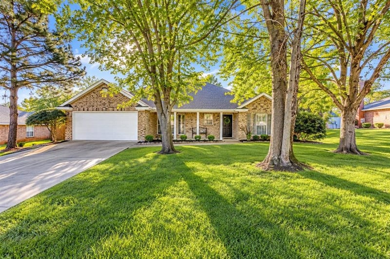 615 Rosewood Place, Joshua TX 76058 - Photo 2