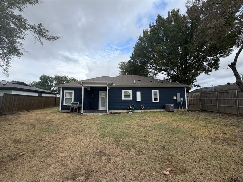 1338 S Pine Street, Grapevine TX 76051 - Photo 11
