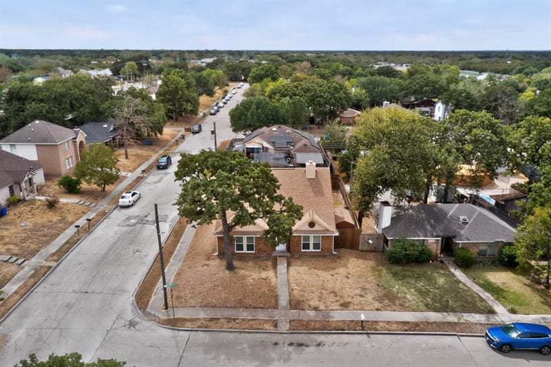 11820 Amberly Lane, Balch Springs TX 75180 - Photo 2