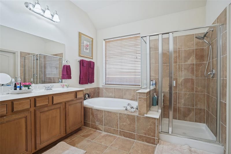 3811 Desert Willow Drive, Denton TX 76208 - Photo 14