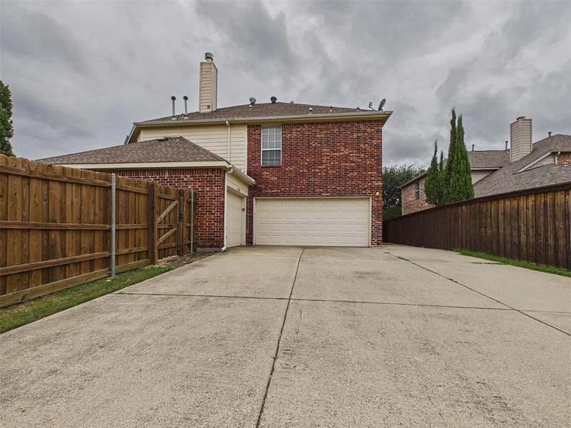 9854 Deerfield Drive, Frisco TX 75033 - Photo 38