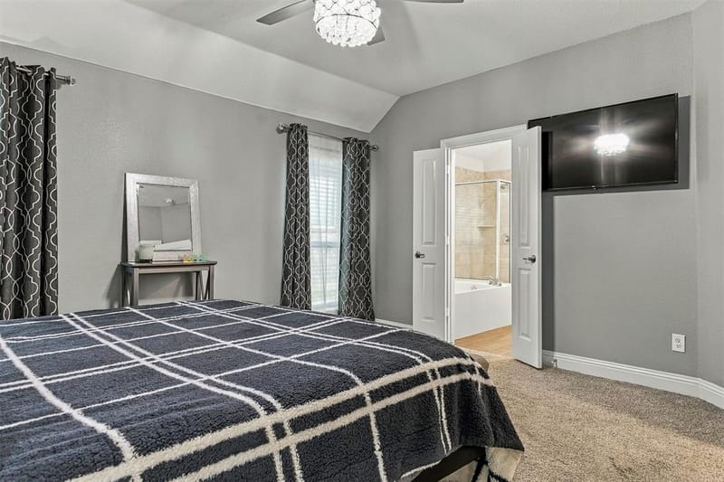 3013 Denver Avenue, Aubrey TX 76227 - Photo 10