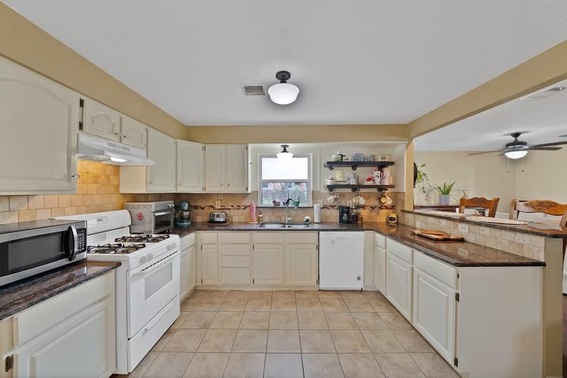 7112 Turner Terrace, North Richland Hills TX 76180 - Photo 13
