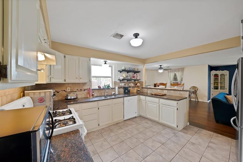 7112 Turner Terrace, North Richland Hills TX 76180 - Photo 12