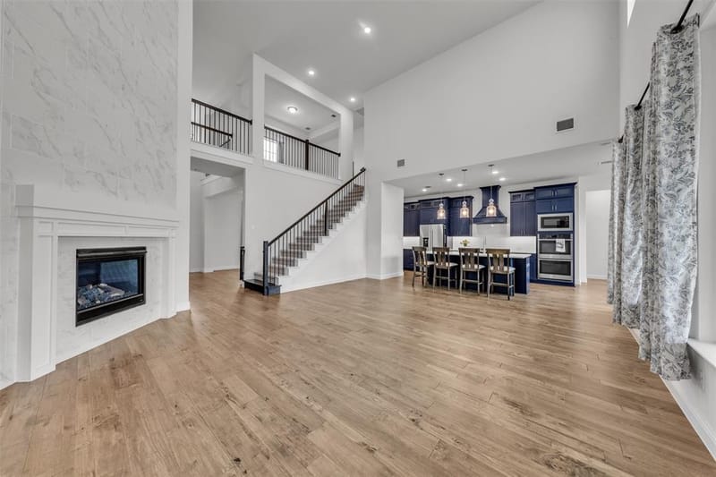 1802 Southpointe Xing, Mansfield TX 76063 - Photo 2
