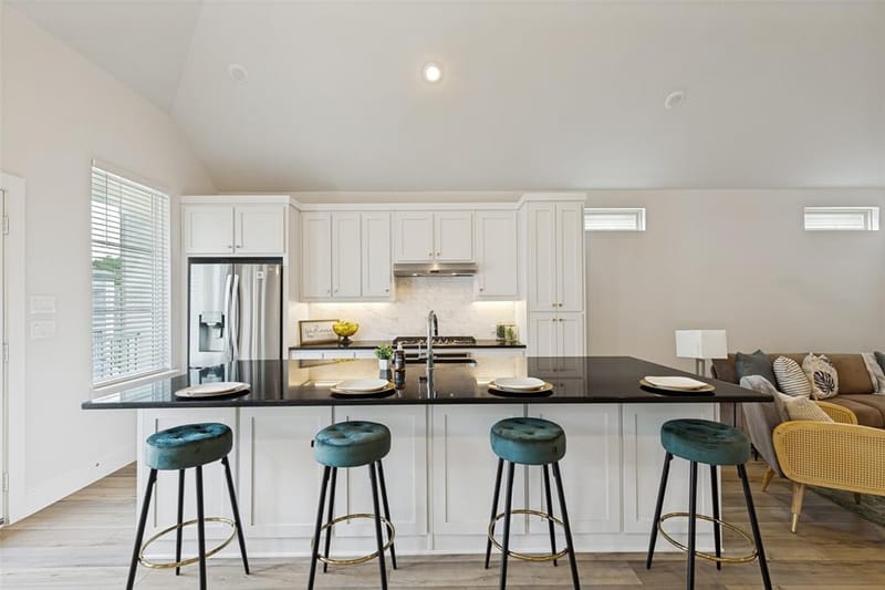 8117 Radnor Road, Dallas TX 75231 - Photo 13