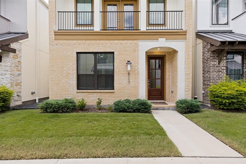 8117 Radnor Road, Dallas TX 75231 - Photo 3