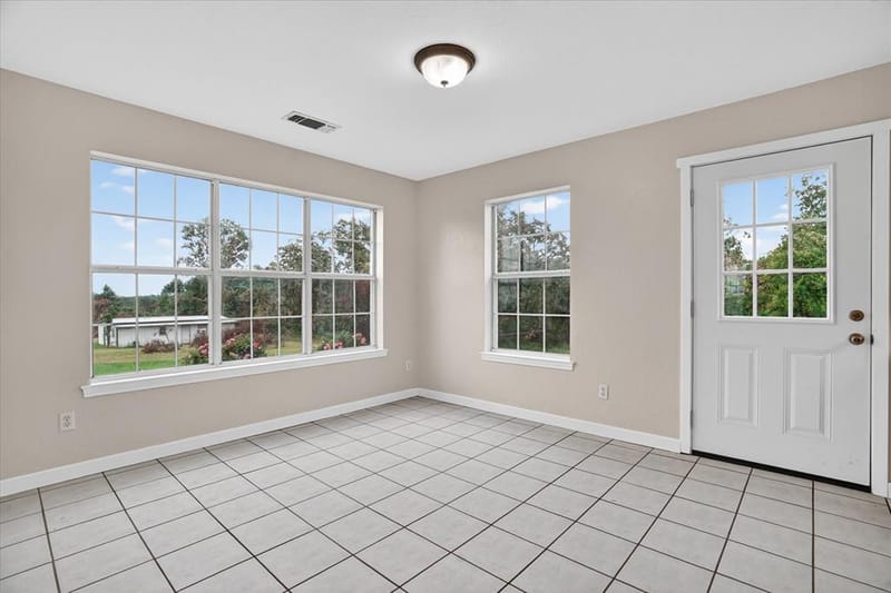 4697 Holbrook Road, Springtown TX 76082 - Photo 23