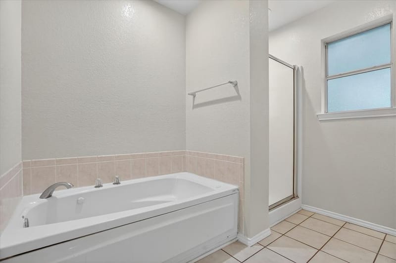 4697 Holbrook Road, Springtown TX 76082 - Photo 24