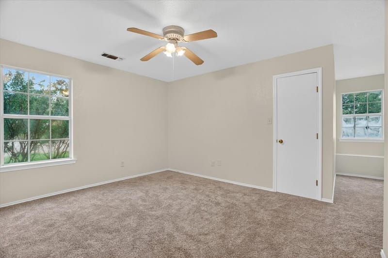 4697 Holbrook Road, Springtown TX 76082 - Photo 18