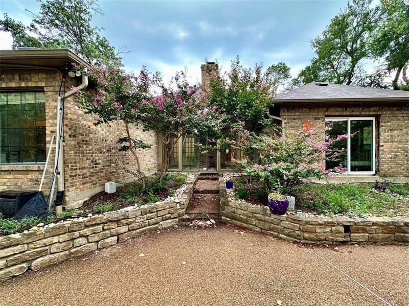 2909 Gainesborough Drive, Dallas TX 75287 - Photo 22