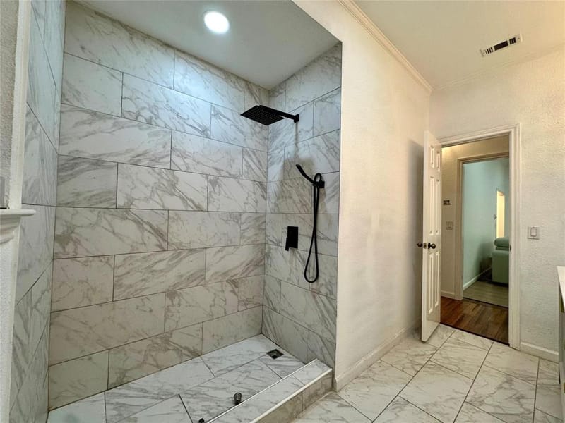 2909 Gainesborough Drive, Dallas TX 75287 - Photo 9
