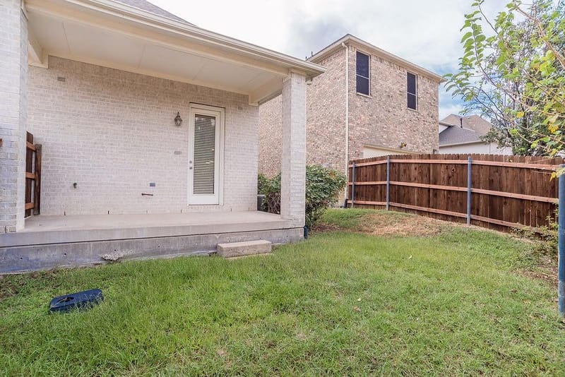 3351 Garrett Drive, Irving TX 75062 - Photo 32