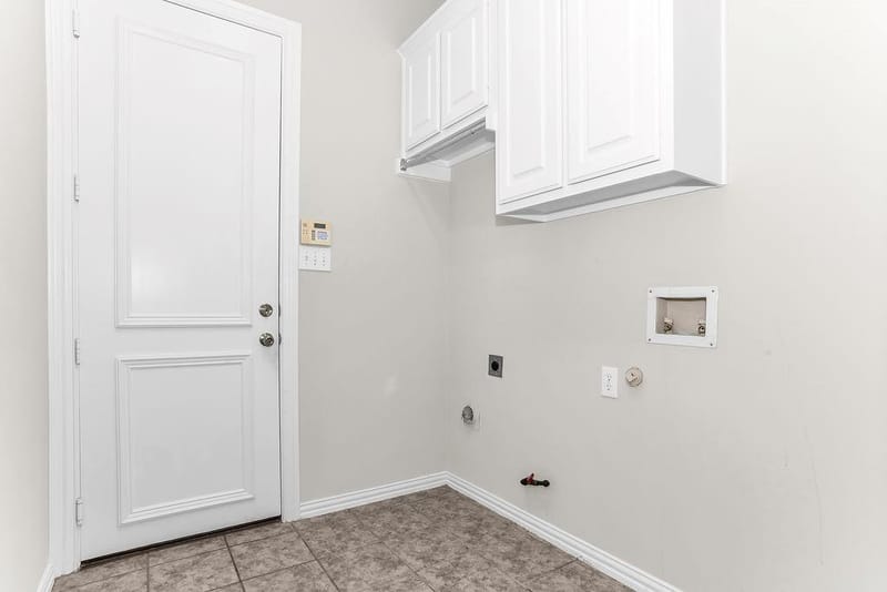 3351 Garrett Drive, Irving TX 75062 - Photo 31