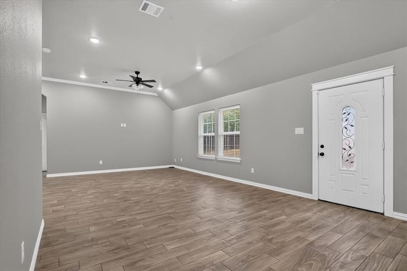 1612 Tanglewood Drive, Azle TX 76020 - Photo 9
