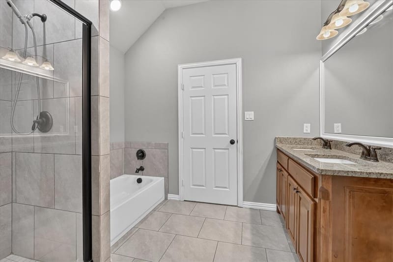 1612 Tanglewood Drive, Azle TX 76020 - Photo 24