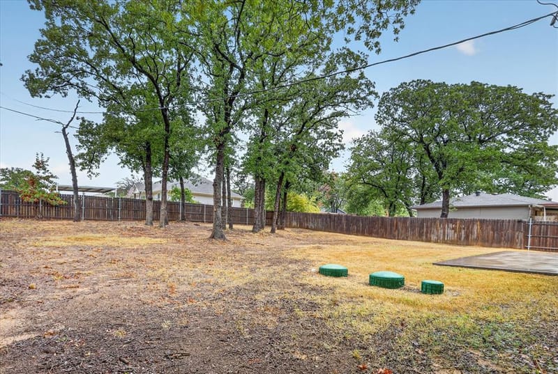 1612 Tanglewood Drive, Azle TX 76020 - Photo 39