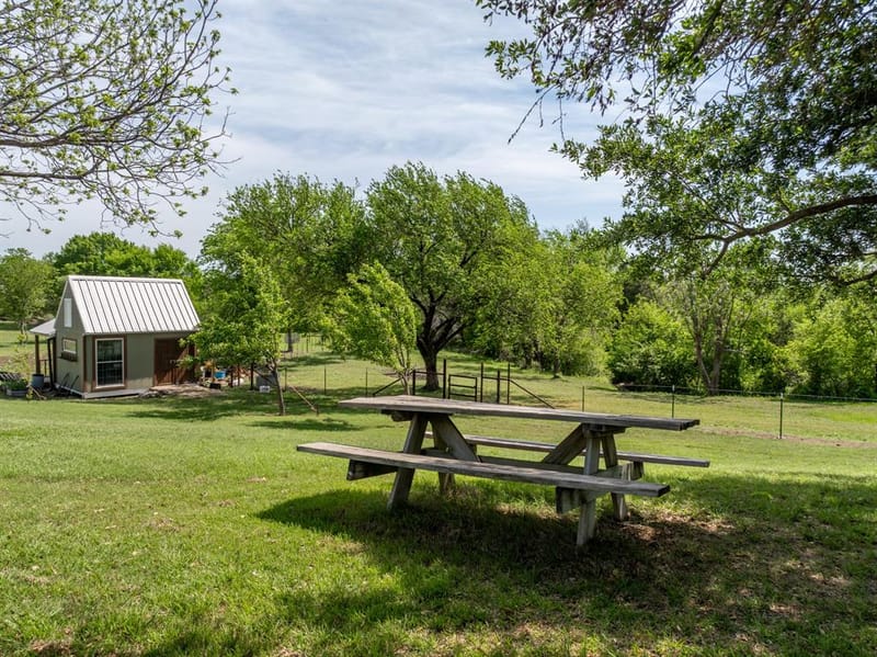 2379 Spring Valley Road, Lorena TX 76655 - Photo 27