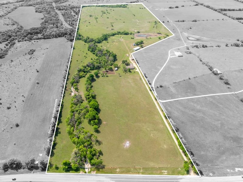 2379 Spring Valley Road, Lorena TX 76655 - Photo 2