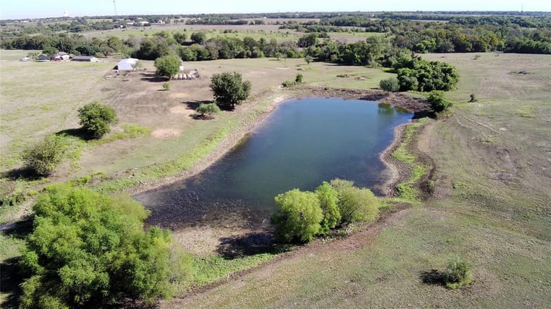 2379 Spring Valley Road, Lorena TX 76655 - Photo 6