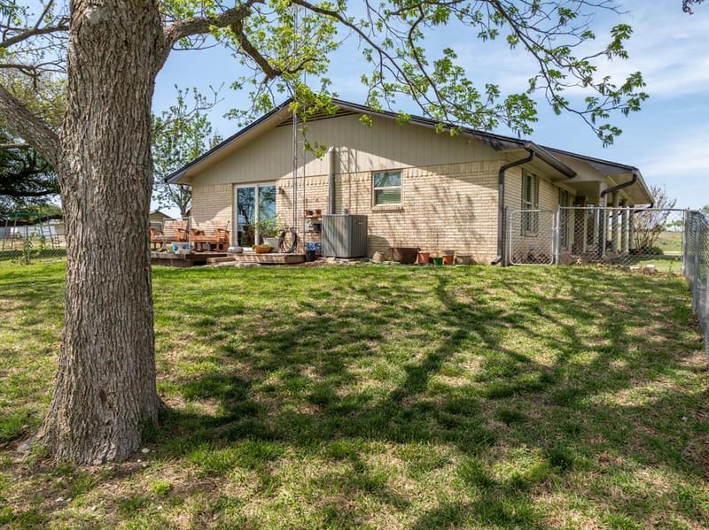 2379 Spring Valley Road, Lorena TX 76655 - Photo 10