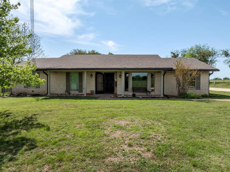2379 Spring Valley Road, Lorena TX 76655 - Photo 8