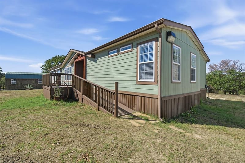 664 County Road 4756, Boyd TX 76023 - Photo 4