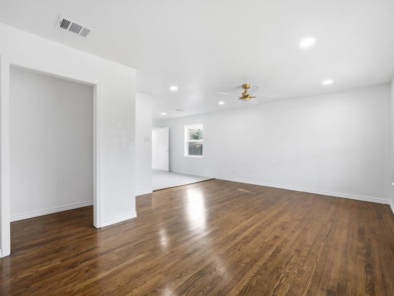 10270 Kilkenny Place, Dallas TX 75228 - Photo 18