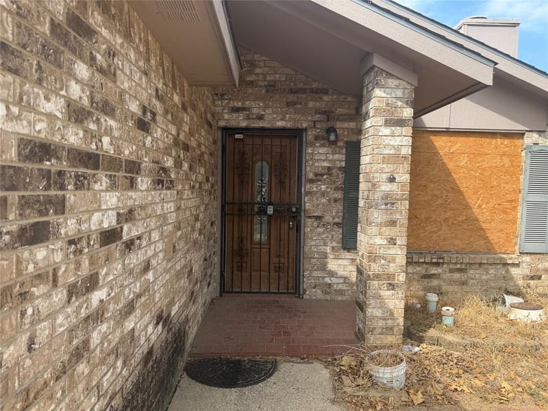 10823 Addie Road, Dallas TX 75217 - Photo 6